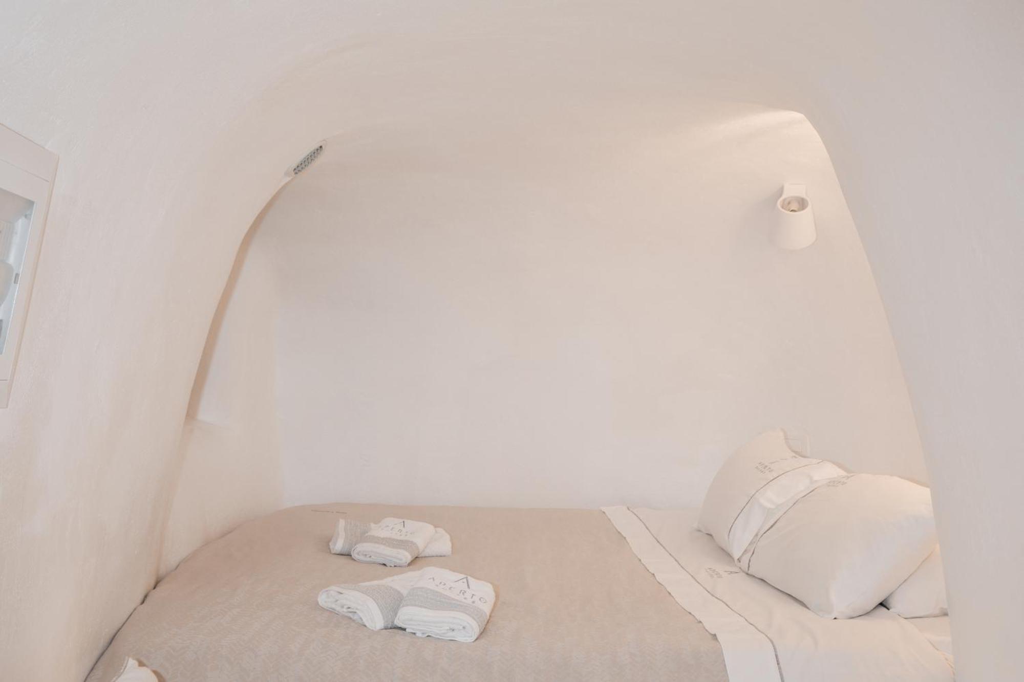 Aperto Suites - Adults Only Fira  Exterior foto